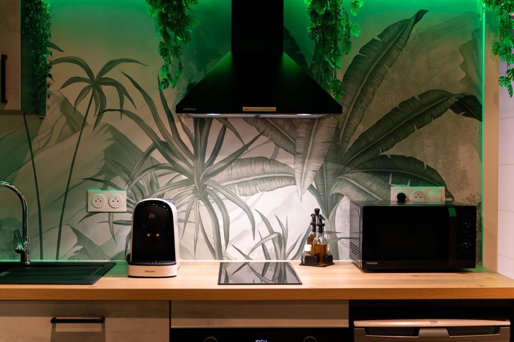 L'Oasis Tropicale, Jacuzzi, Love Room Roppenheim Exterior foto